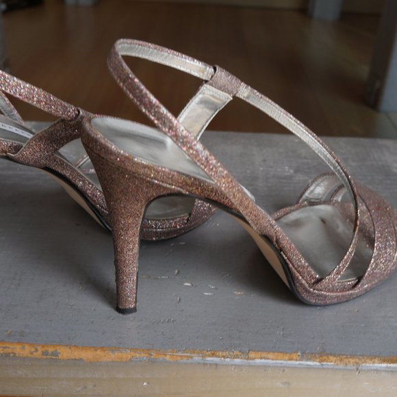 Cocktail/Sparkly Dress Sandals - Picture 5 of 12